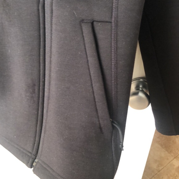 The North Face Jacket - Picture 3 of 5